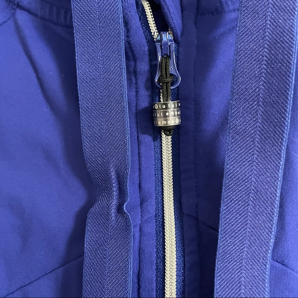 RARE Lululemon Blue Hooded Jacket - Picture 2 of 7